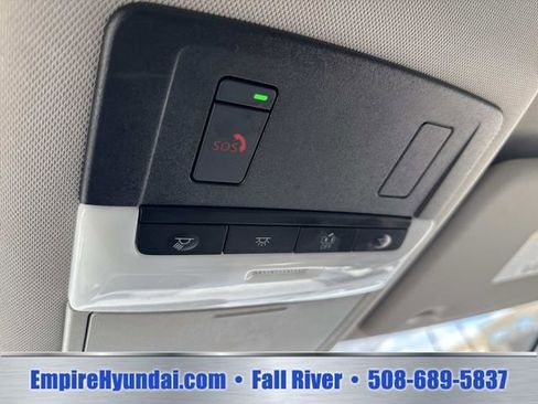 Used 2023 Nissan Rogue SV AWD/4WD image 25