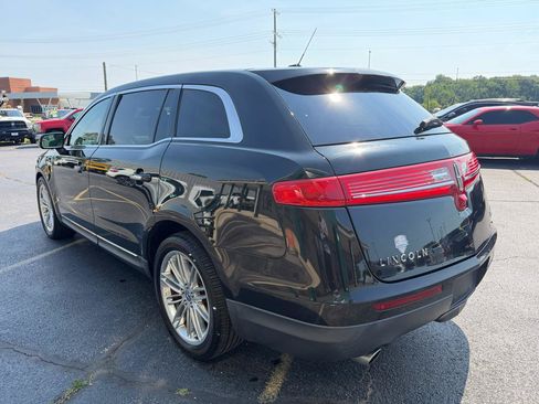 Used 2014 Lincoln MKT AWD image 5