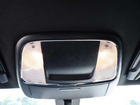 Used 2023 Dodge Charger SXT image 39