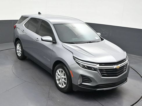 Used 2024 Chevrolet Equinox LT FWD image 21