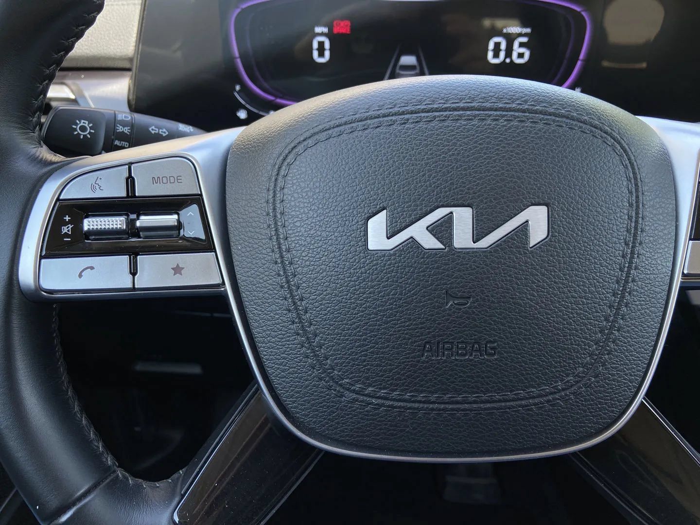 Used 2025 Kia Telluride S AWD/4WD image 15