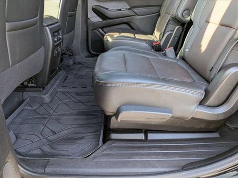 Used 2023 Chevrolet Traverse High Country w/ LPO, Floor Liner Package image 19