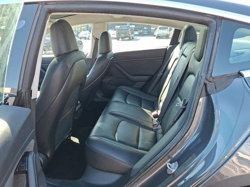 Used 2019 Tesla Model 3 Long Range image 13