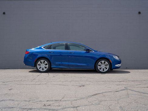 Used 2016 Chrysler 200 C FWD image 8