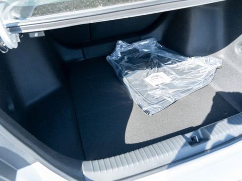 New 2025 Honda Accord SE image 15