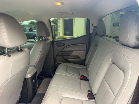 Used 2020 GMC Canyon 2WD Crew Cab w/ Convenience Package image 6