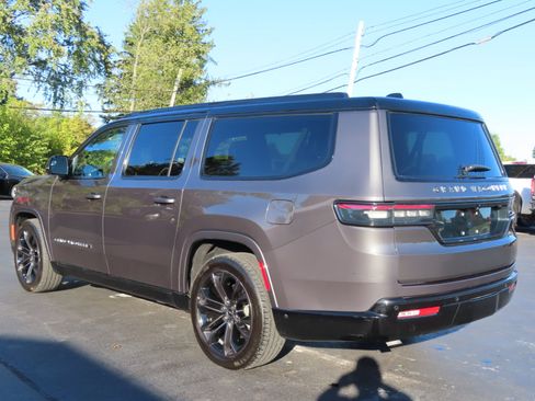 Used 2024 Jeep Grand Wagoneer L Series II w/ Quick Order Packagew 28T image 4