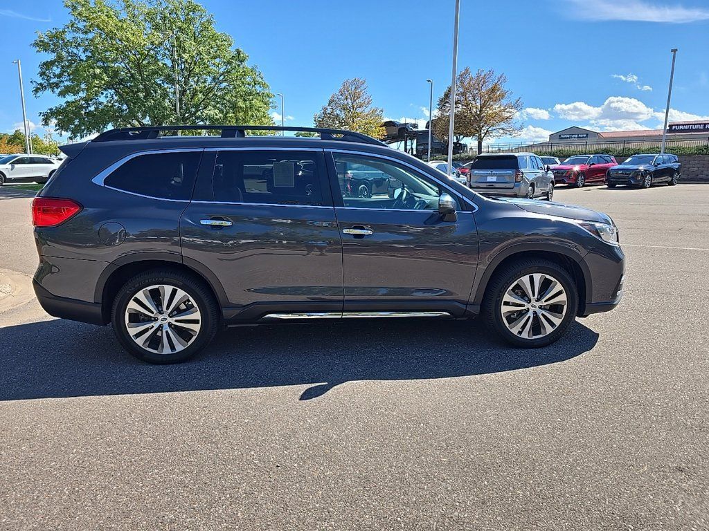 Used 2022 Subaru Ascent Touring AWD/4WD image 6