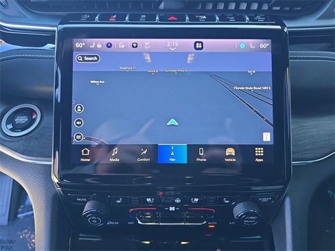 Used 2023 Jeep Grand Cherokee Overland w/ Trailer Tow Prep Group (B) image 20