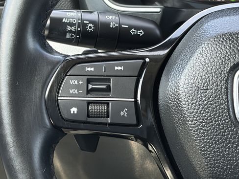 Used 2023 Honda Pilot EX-L image 18
