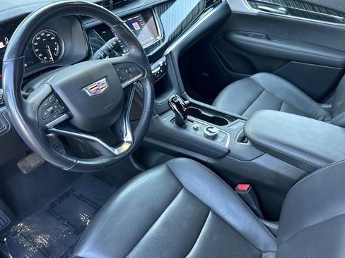 Certified 2024 Cadillac XT6 Premium Luxury image 10