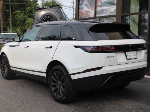 Certified 2022 Land Rover Range Rover Velar S image 3