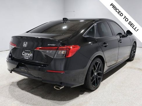 Used 2023 Honda Civic Sport image 2