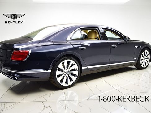 Used 2022 Bentley Flying Spur V8 AWD/4WD image 10