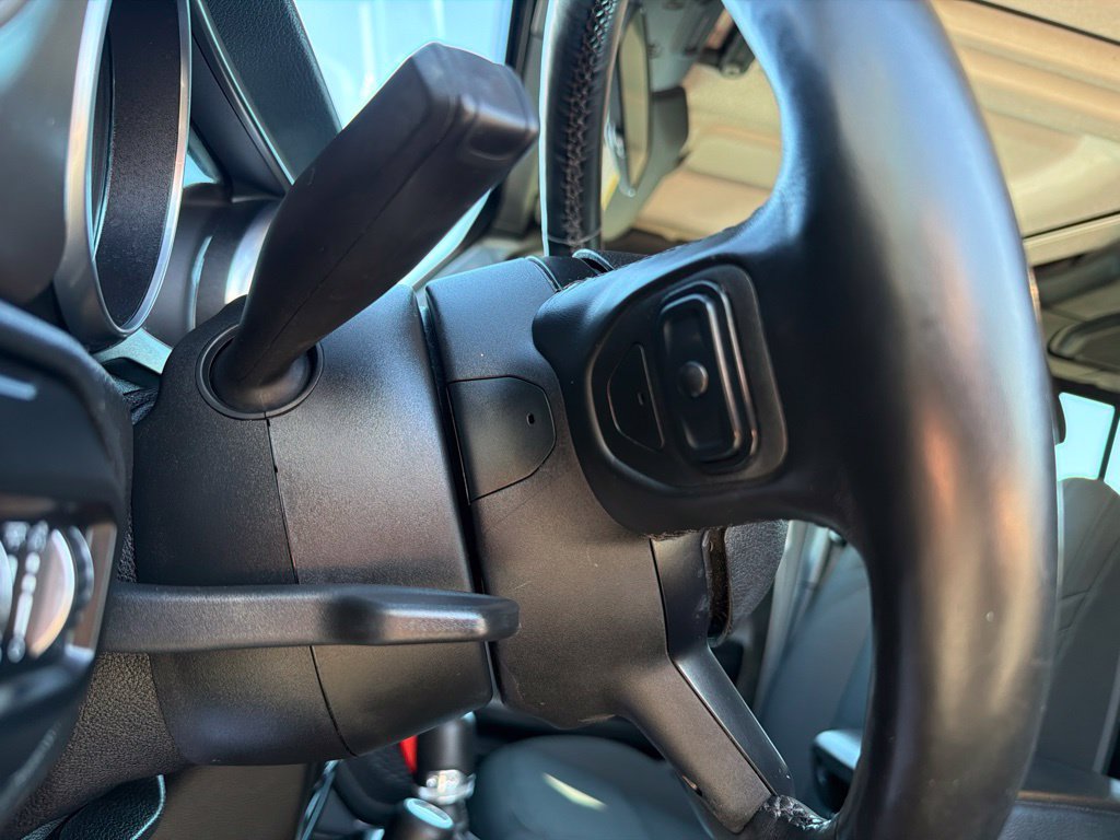 Used 2020 Jeep Wrangler Unlimited Sport AWD/4WD image 23