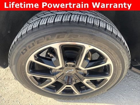 Used 2022 Chevrolet Tahoe RST w/ Sport Performance Package image 33