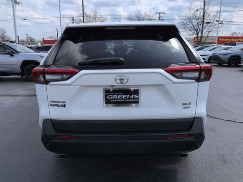 Used 2023 Toyota RAV4 XLE image 4