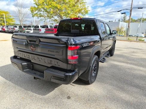 New 2026 Nissan Frontier PRO-4X w/ Pro-4x Convenience Package image 9