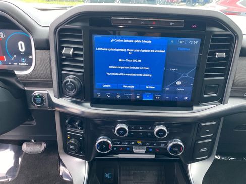 Used 2022 Ford F150 Platinum AWD/4WD image 12