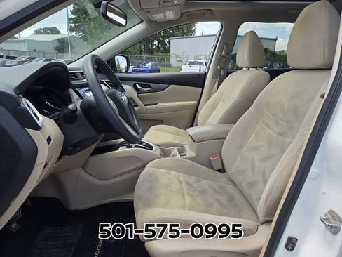 Used 2016 Nissan Rogue SV w/ SV Premium Package AWD/4WD image 9