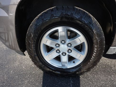 Used 2014 GMC Yukon XL SLT AWD/4WD image 28