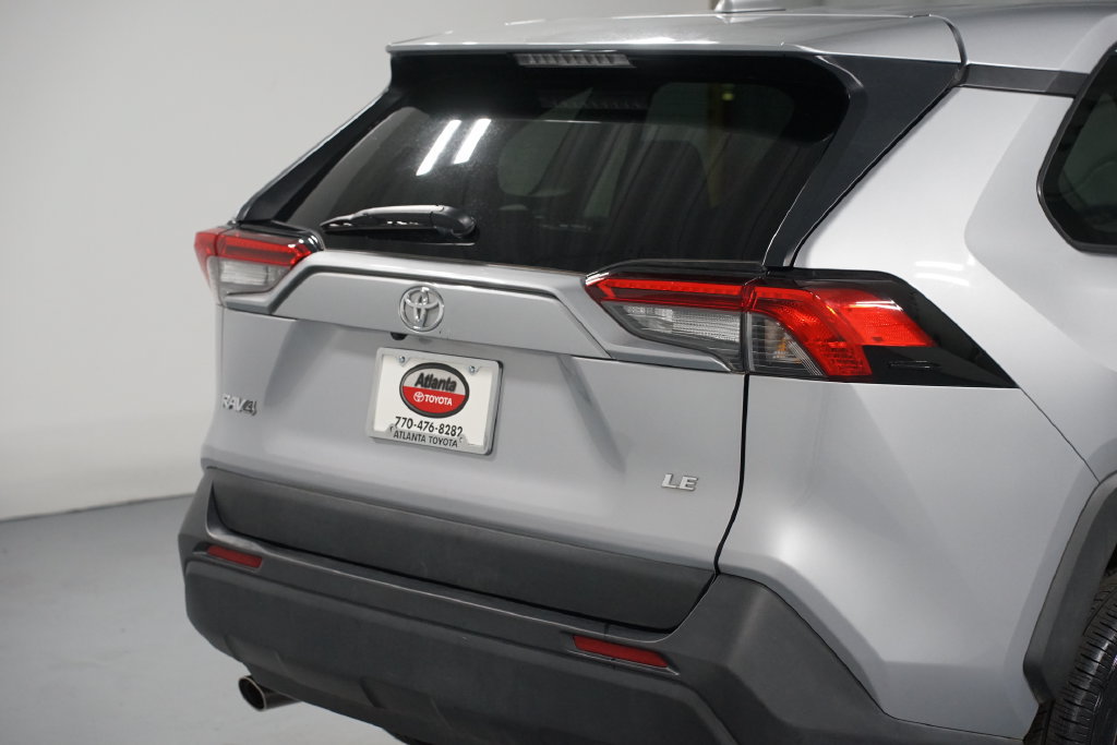 Certified 2025 Toyota RAV4 LE FWD image 9