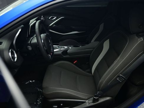 Used 2018 Chevrolet Camaro SS image 5
