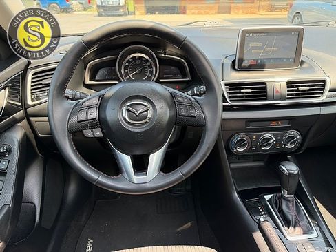 Used 2016 MAZDA MAZDA3 i Touring FWD image 25