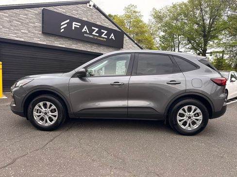 Used 2025 Ford Escape Active AWD/4WD image 9