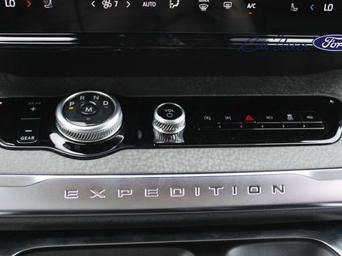 New 2026 Ford Expedition Tremor image 15
