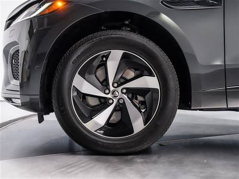Used 2026 Jaguar F-PACE R-Dynamic S AWD/4WD image 11