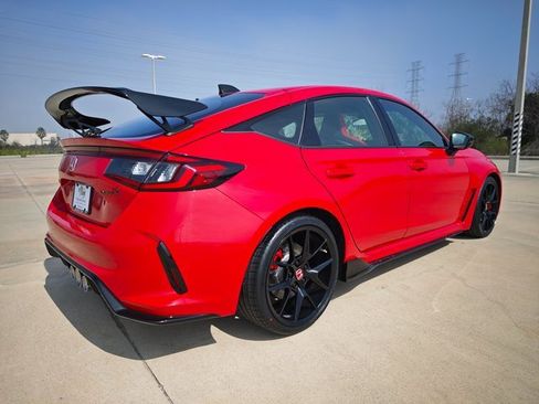 Certified 2024 Honda Civic Type R image 8
