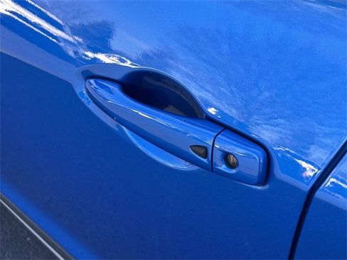 Used 2023 Nissan Kicks SR w/ SR Premium Package image 14