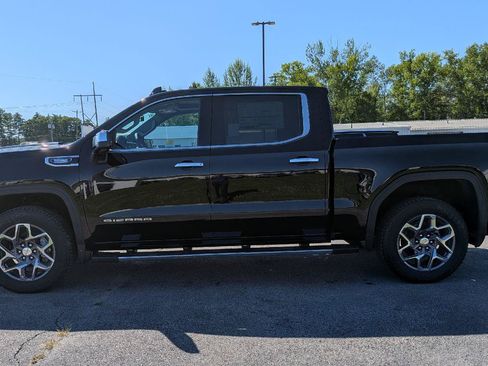 New 2026 GMC Sierra 1500 SLT w/ SLT Premium Package AWD/4WD image 6