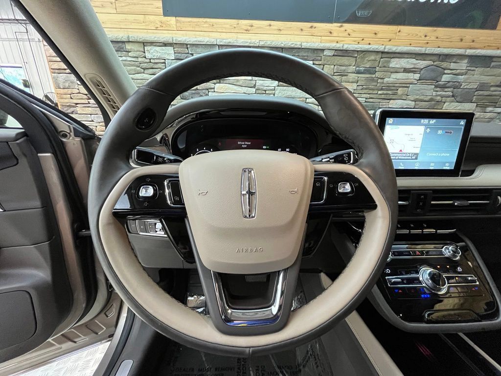 Used 2020 Lincoln Corsair Reserve w/ Equipment Group 201A AWD/4WD image 30