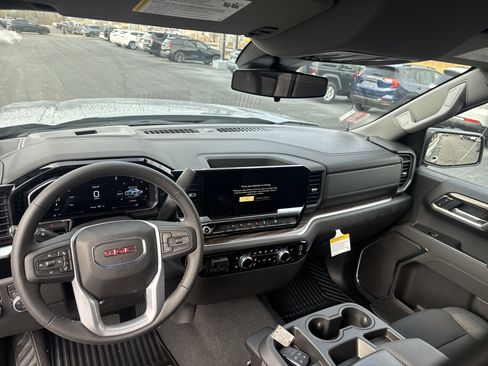 New 2026 GMC Sierra 1500 Elevation image 14