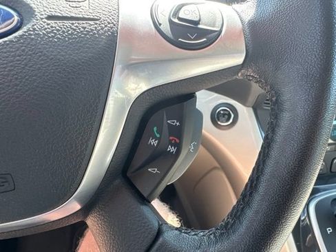 Used 2016 Ford C-MAX Energi SEL FWD image 22
