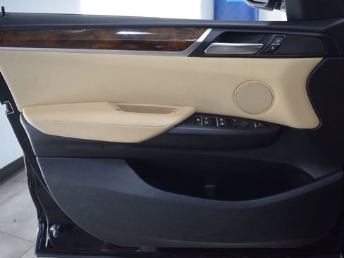 Used 2017 BMW X3 xDrive28i image 7