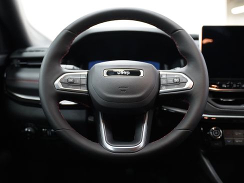 New 2026 Jeep Compass Trailhawk w/ Sun, Sound & Navigation Group image 18