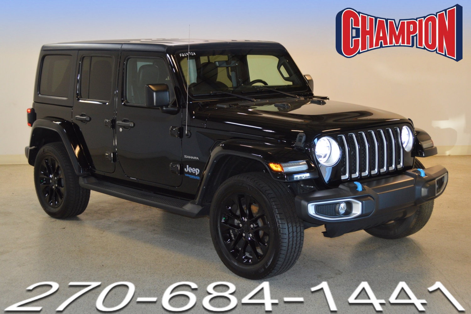 Used 2022 Jeep Wrangler Unlimited Sahara w/ Cold Weather Group AWD/4WD image 1