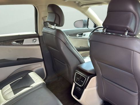Used 2019 Lincoln Nautilus Reserve w/ Ultimate Package FWD image 28