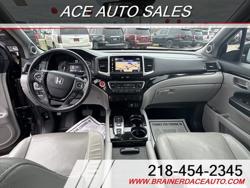 Used 2018 Honda Pilot Elite image 9