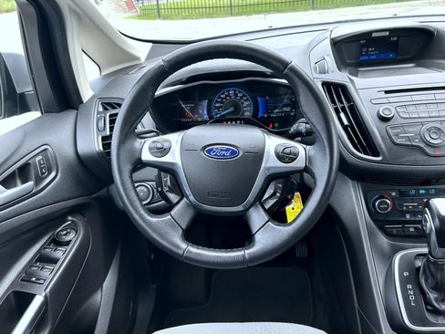 Used 2017 Ford C-MAX SE FWD image 12