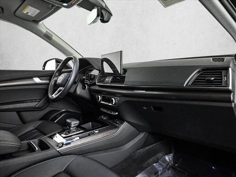 Certified 2022 Audi Q5 2.0T Premium Plus image 23