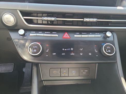 Used 2024 Hyundai Sonata SEL AWD/4WD image 28