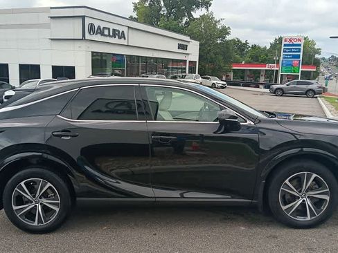 Used 2024 Lexus RX 350 Premium w/ Accessory Package (Z1) AWD/4WD image 7