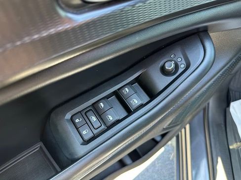 Used 2023 Jeep Grand Cherokee Altitude AWD/4WD image 19