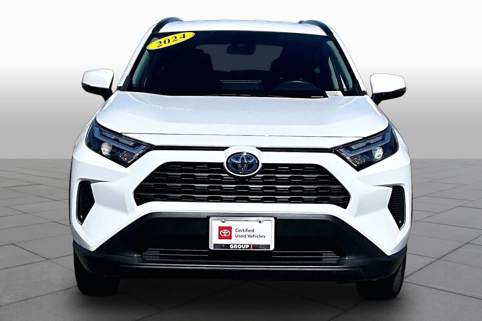 Certified 2024 Toyota RAV4 LE AWD/4WD image 3