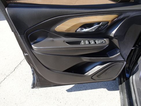 Used 2019 GMC Terrain SLE w/ Black Edition FWD image 11