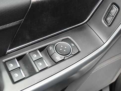 Used 2022 Ford F150 XLT w/ Equipment Group 302A High image 7